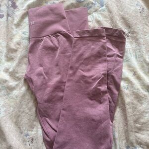 NVGTN Leggings